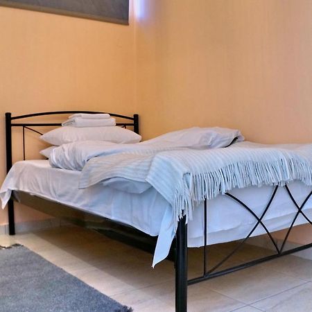 Aroma Rent House 2 Apartment Mytilene Luaran gambar